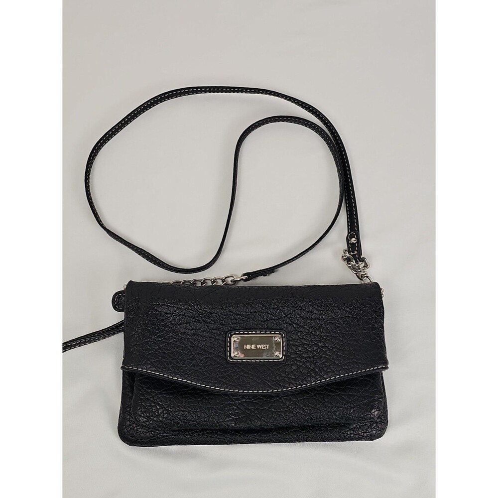 Nine West Black Crossbody Bag Wallet Purse Pebbled Faux Leather Silver